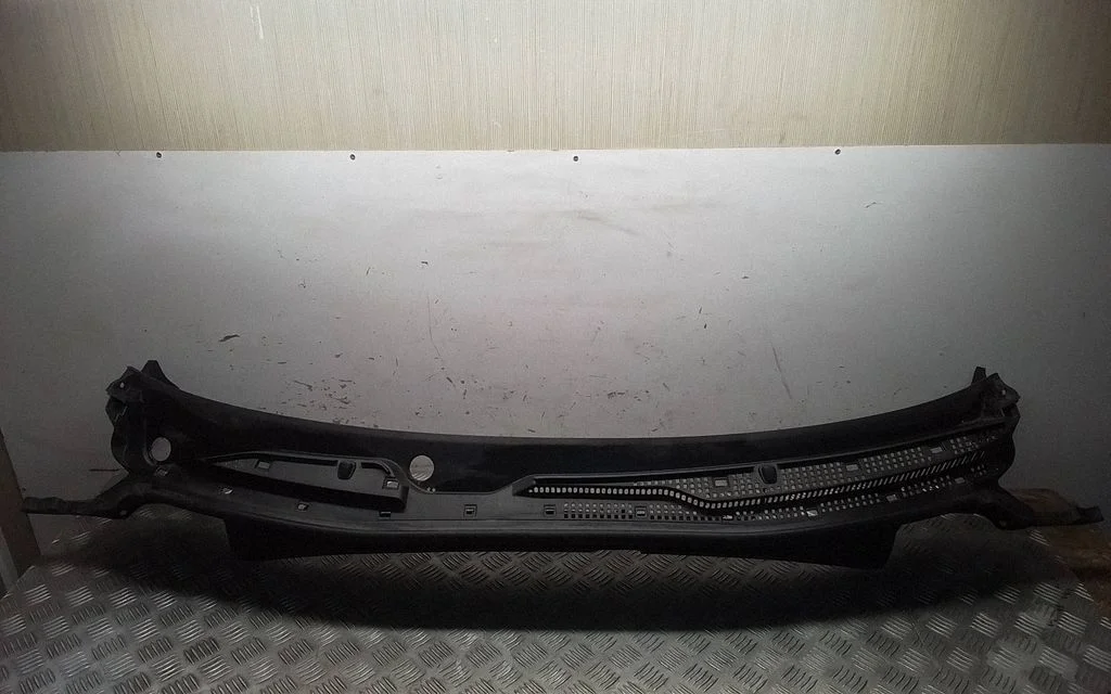 Wiper trim 86150AT800
