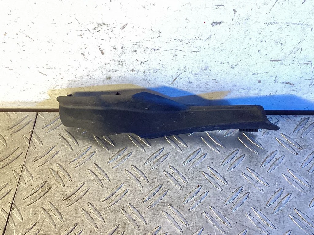 Wiper trim 5386778010