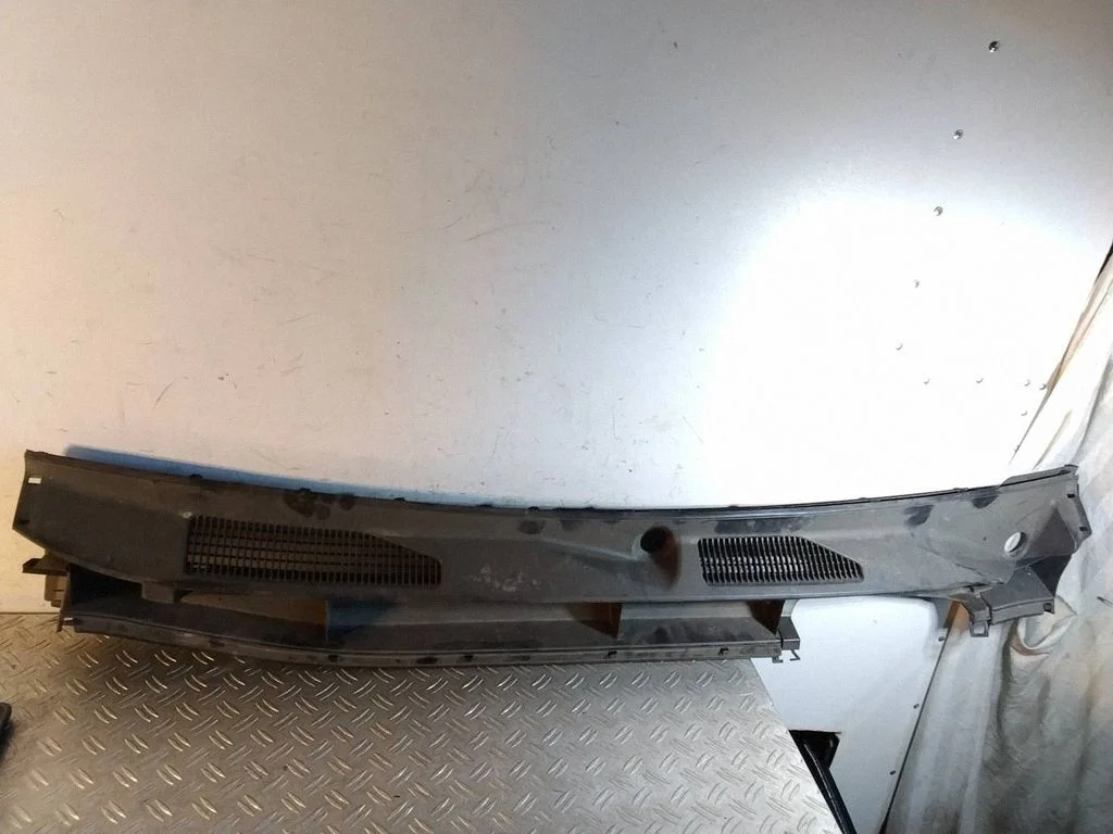Wiper trim 5570860141