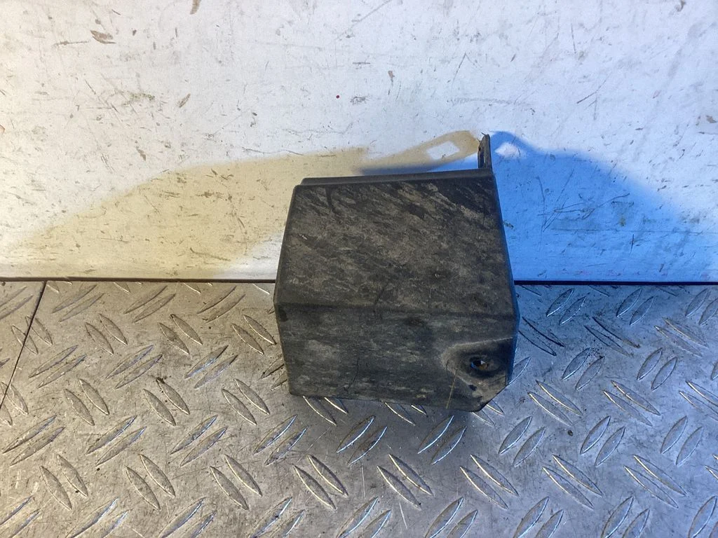 Fender – Toyota RAV 4 (XA40) (2012-2018)