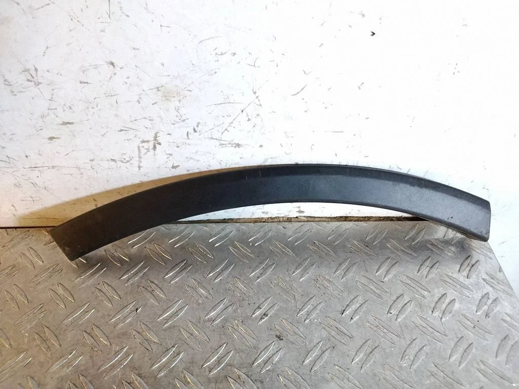 Esimese rattakaare iluliist – Toyota RAV 4 (XA40) (2012-2018)