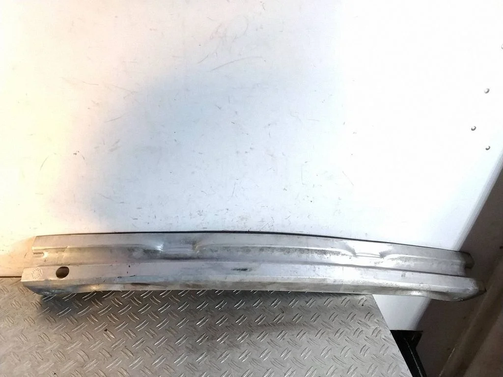 Rear bumper cross member – Porsche Macan (95B) (2019-)