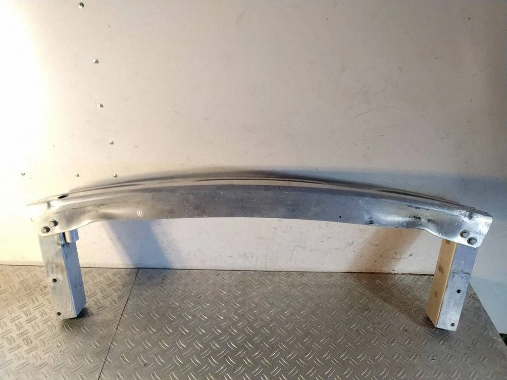 Rear bumper cross member – Porsche Macan (95B) (2014-2018)