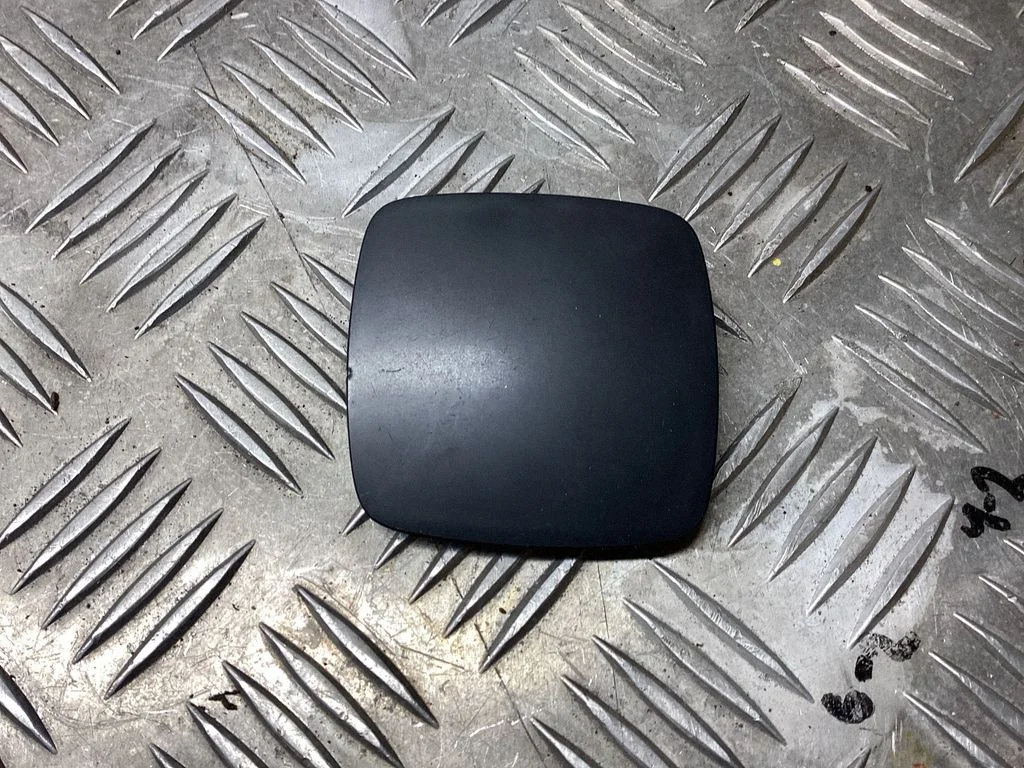 Rear bumper row hook cap/cover – Lexus IS III XE30 (2013-2020)