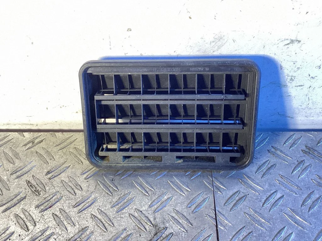 Quarter panel pressure vent – BMW 5 Series F10 F11 (2009-2016)