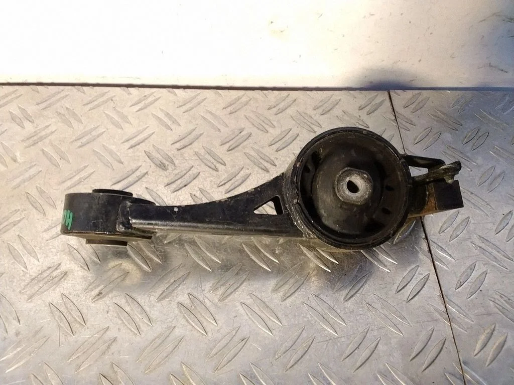 Gearbox mount – Lexus RX 450H (2016-)