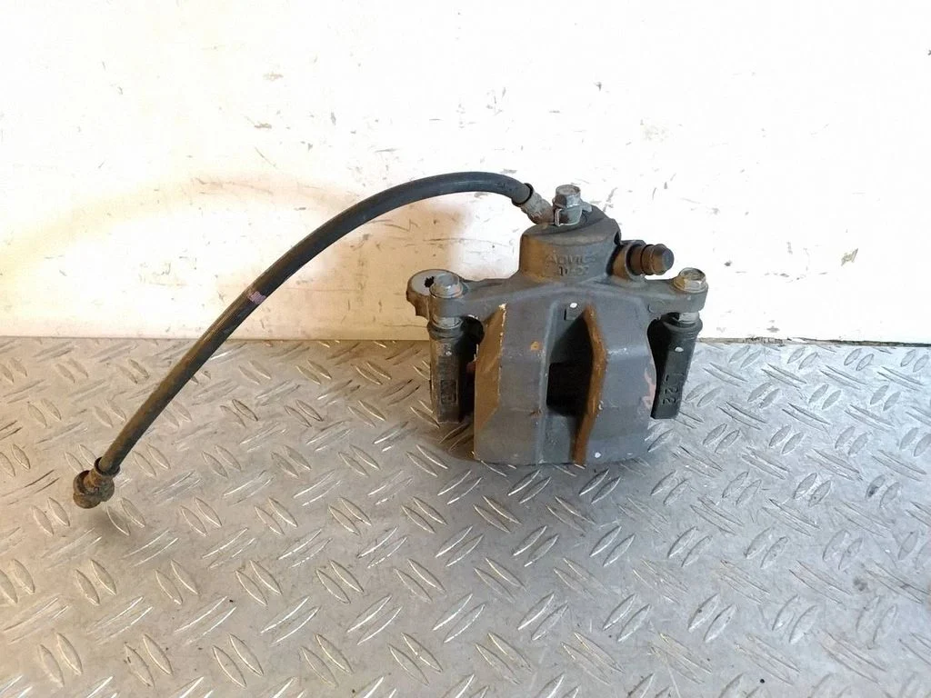 Zacisk hamulcowy tylny – Lexus IS III XE30 (2013-2020)