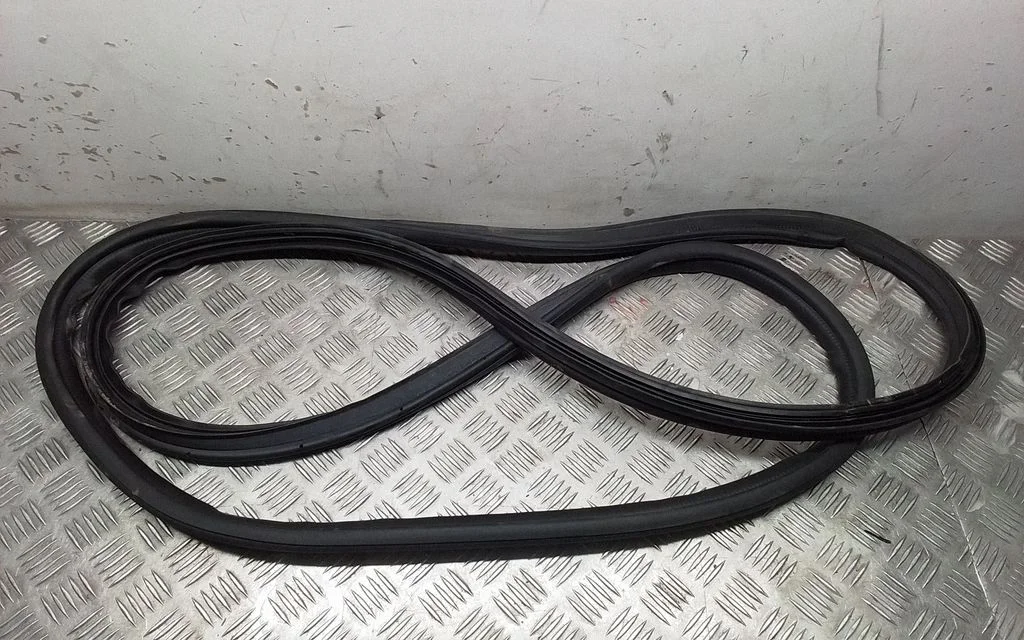 Loading door rubber seal (on body) – KIA EV6 (2021-)