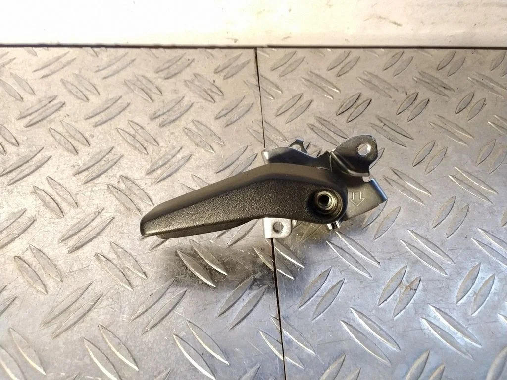 Tailgate/trunk/boot exterior handle – Toyota Land Cruiser (J200) (2008-)