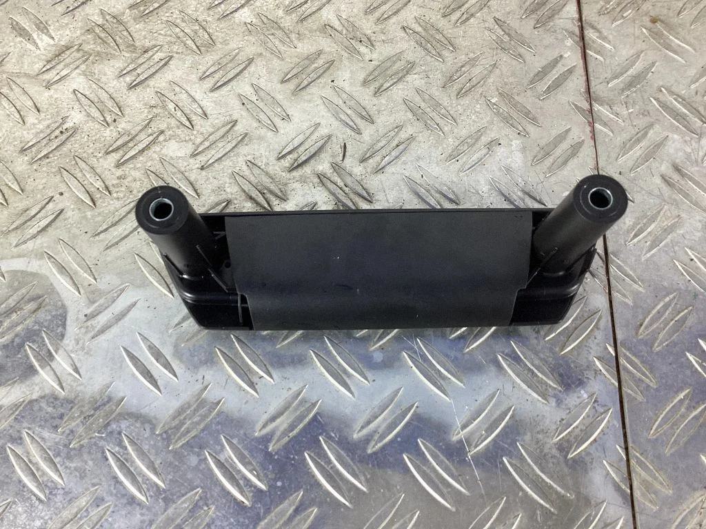 Front door interior handle – Volkswagen Transporter - Caravelle T5 (2003-2015)
