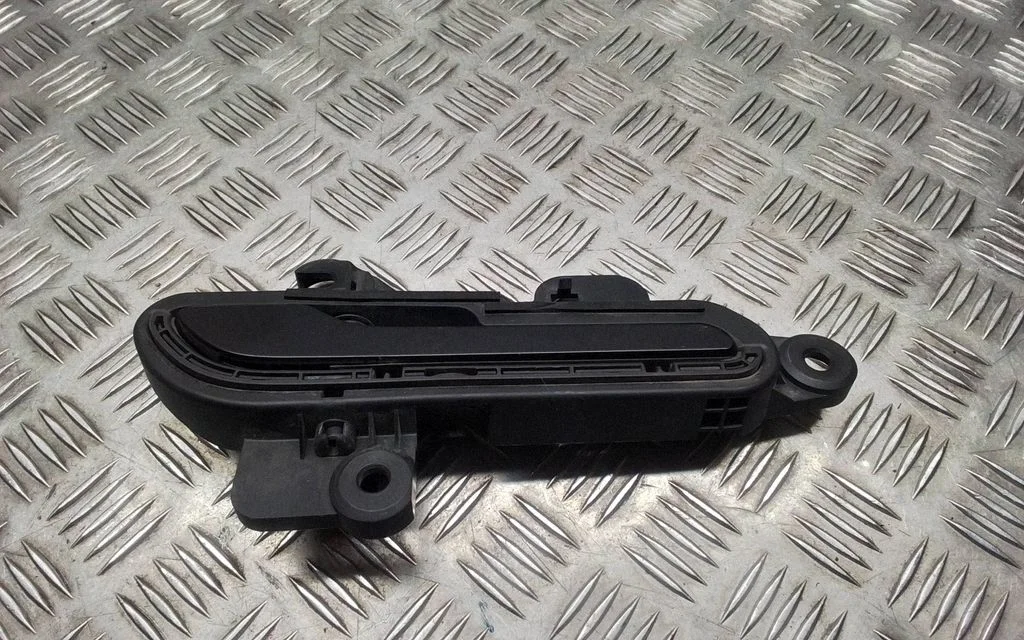 Front door exterior handle 152811500D