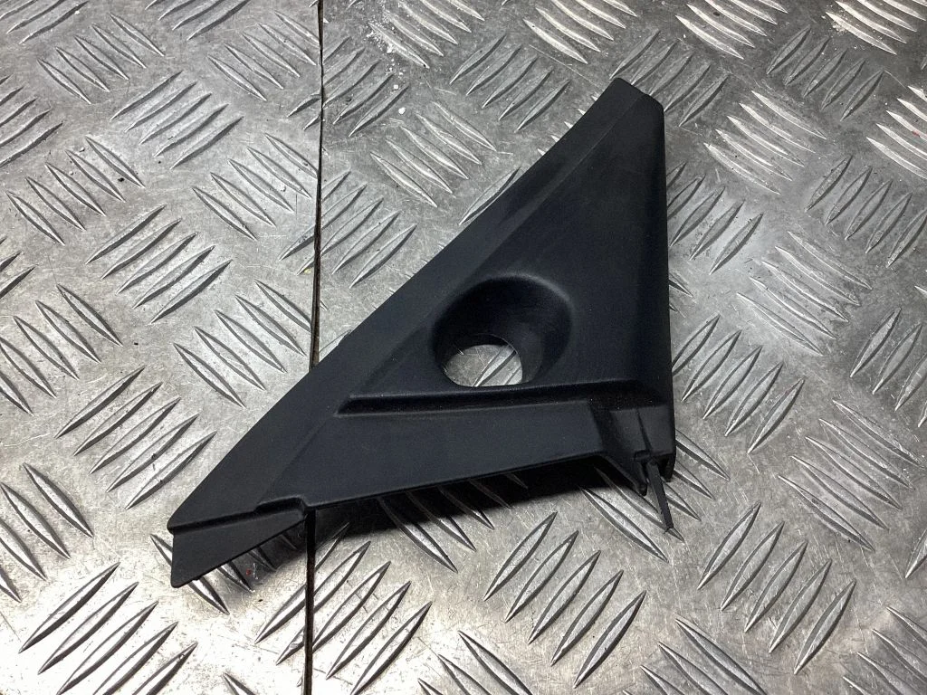 Esiukse välispeegli osa – Honda Civic (1992-1995)