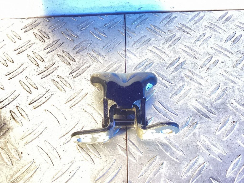 Rear door upper hinge – KIA EV6 (2021-)