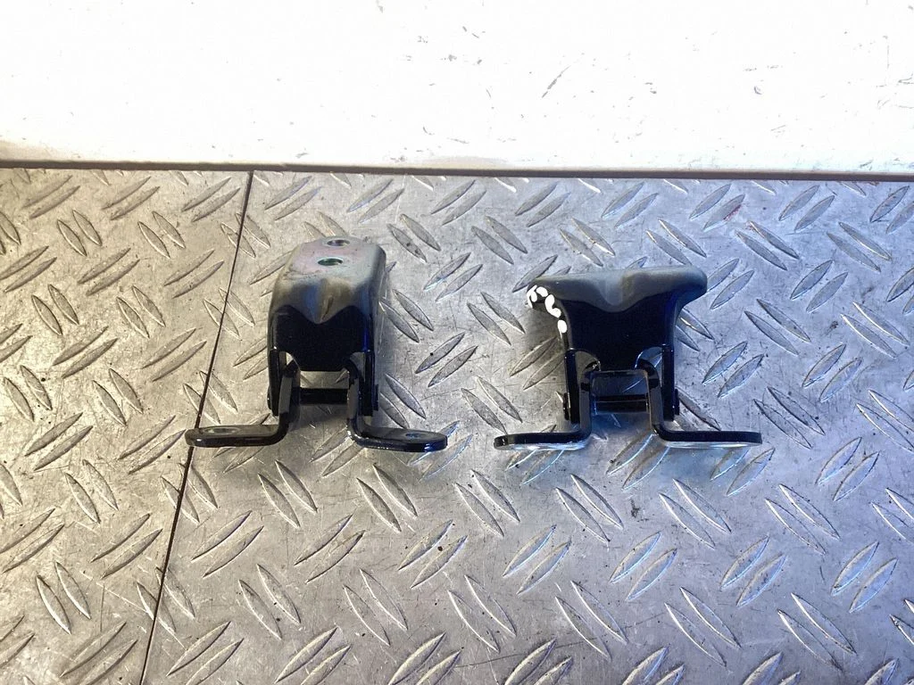 Rear door upper hinge – KIA EV6 (2021-)