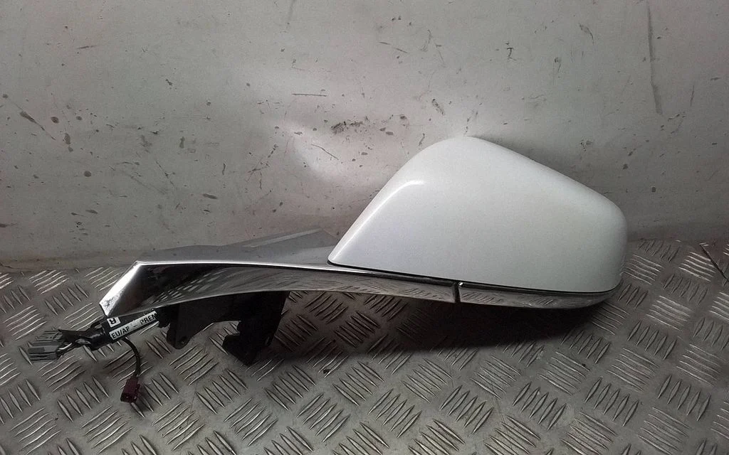 Front door electric wing mirror 048341
