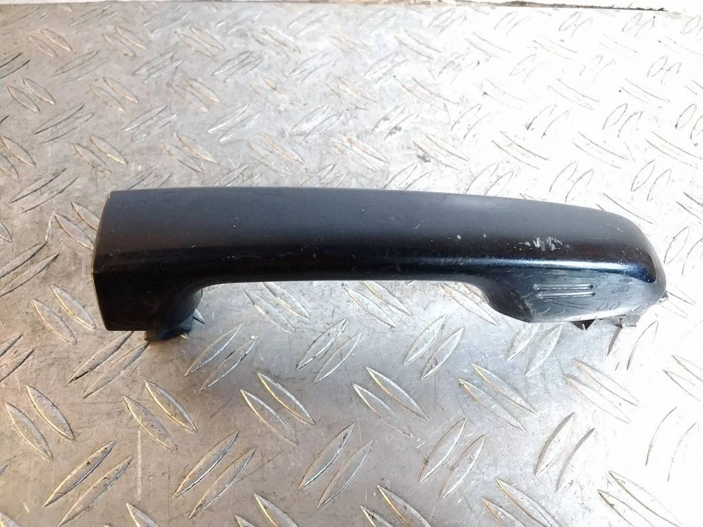 Rear door exterior handle – Toyota Land Cruiser (J150) (2009-)
