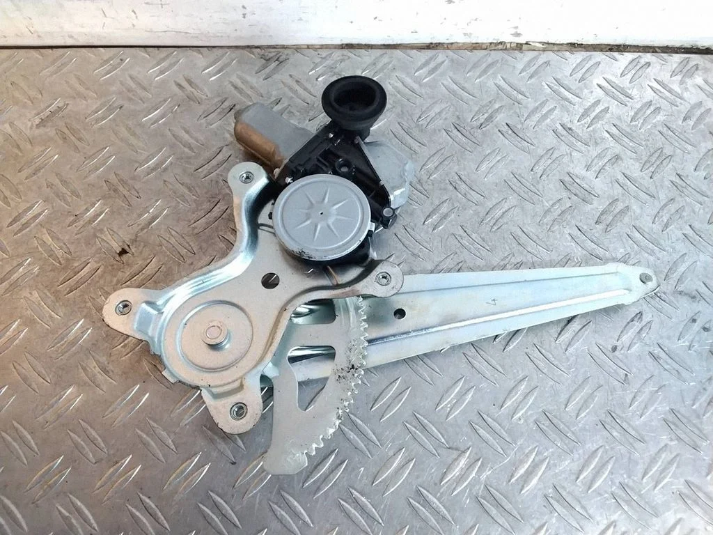 Rear door window regulator with motor 8572053100