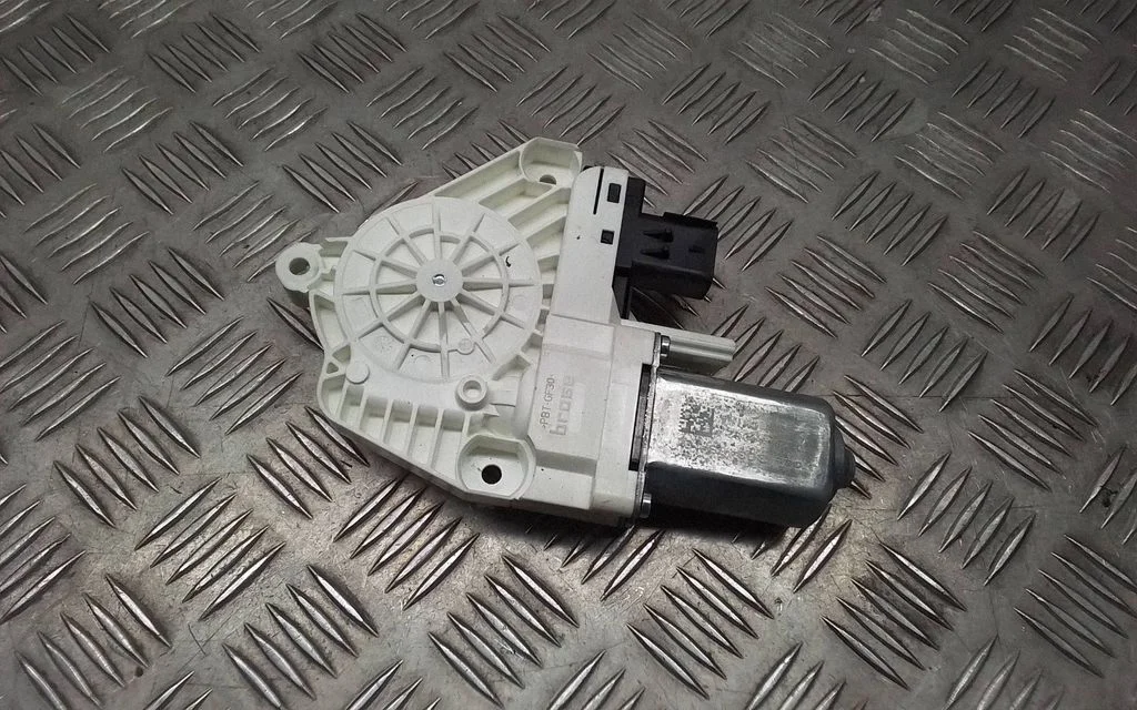 Rear door window regulator motor – Tesla Model Y (2020-)