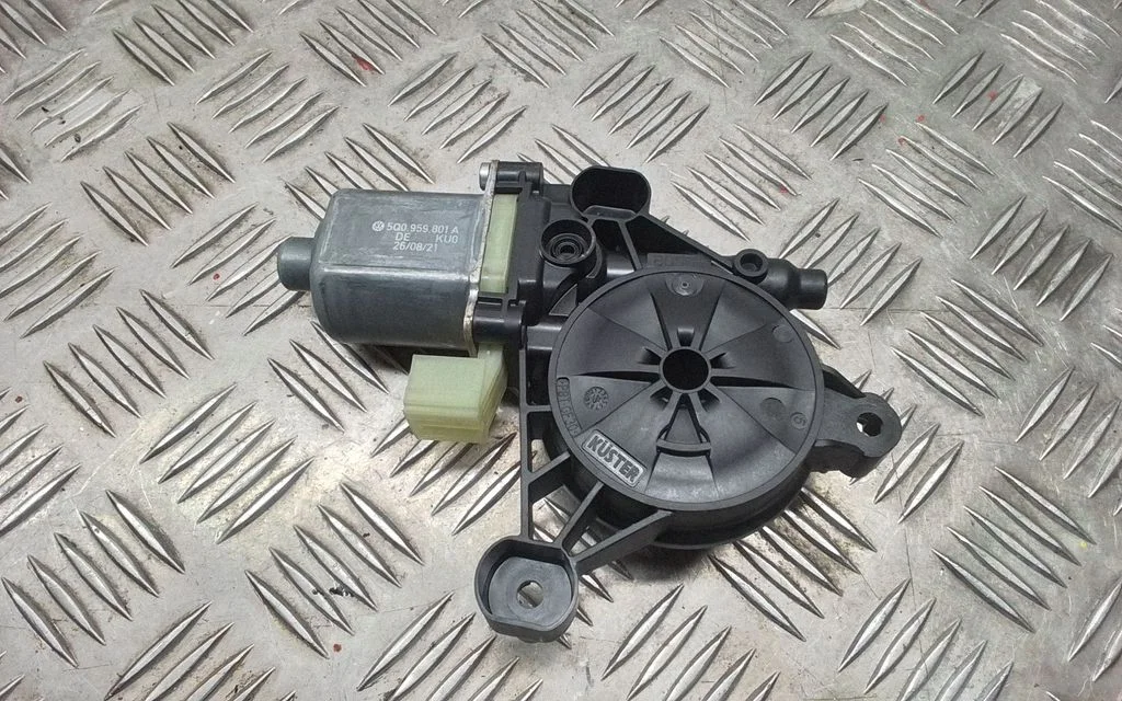 Rear door window regulator motor – Porsche Macan (95B) (2019-)