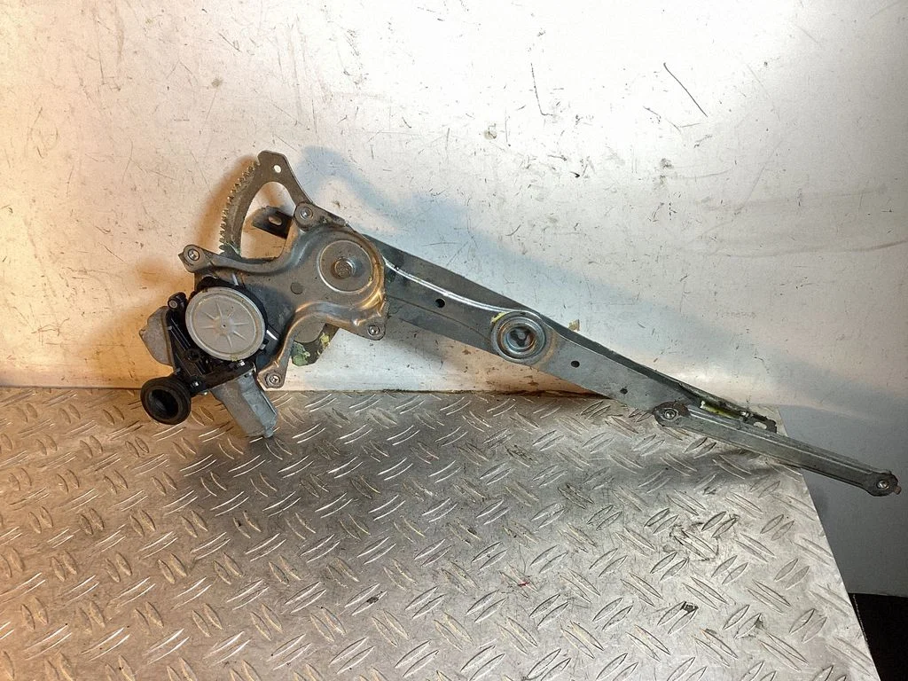 Rear door window regulator with motor – Lexus RX III (2008-2015)