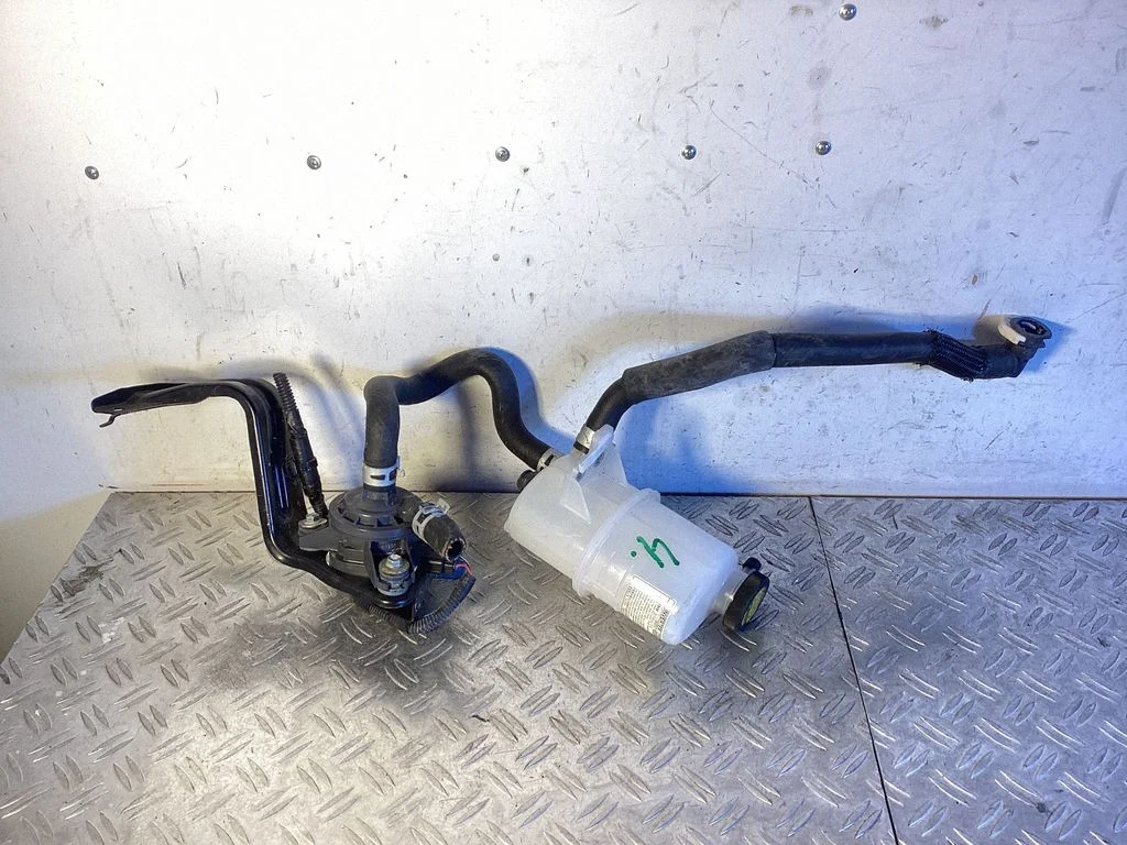 Elektriline lisatsirkulatsioonipump – Lexus IS III XE30 (2013-2020)