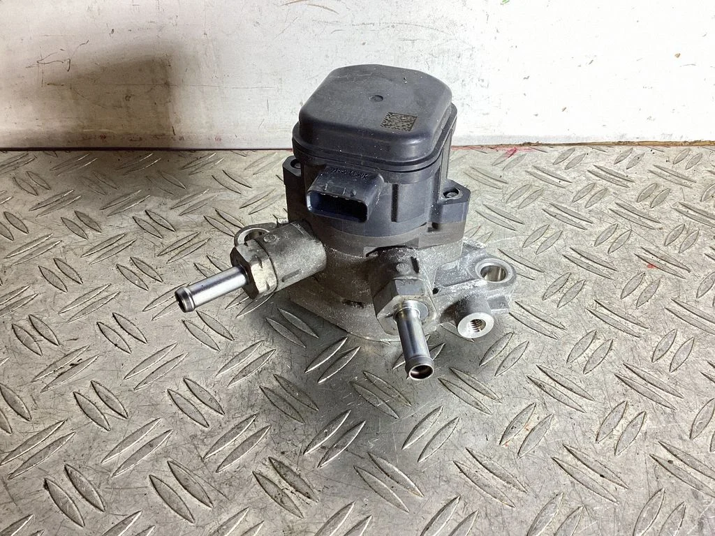Vaakumpump – Lexus NX (2021-)