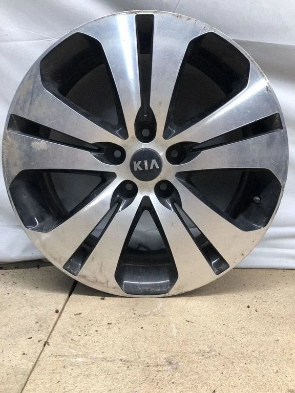 R18 alloy rim – KIA Sportage (2011-2016)