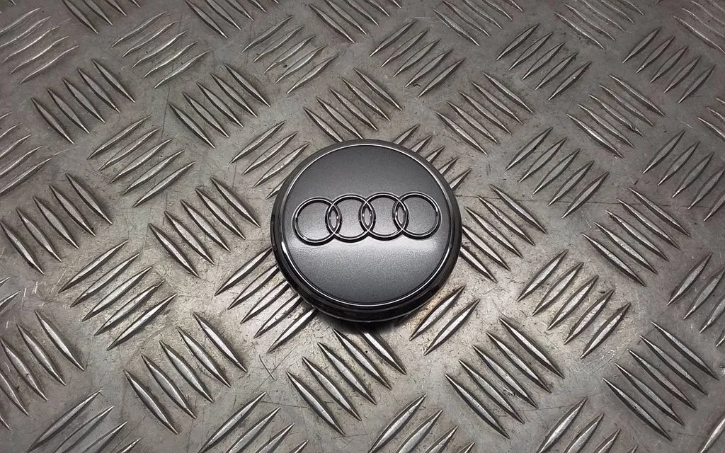 Original wheel cap – Audi A8 S8 D3 4E (2002-2009)