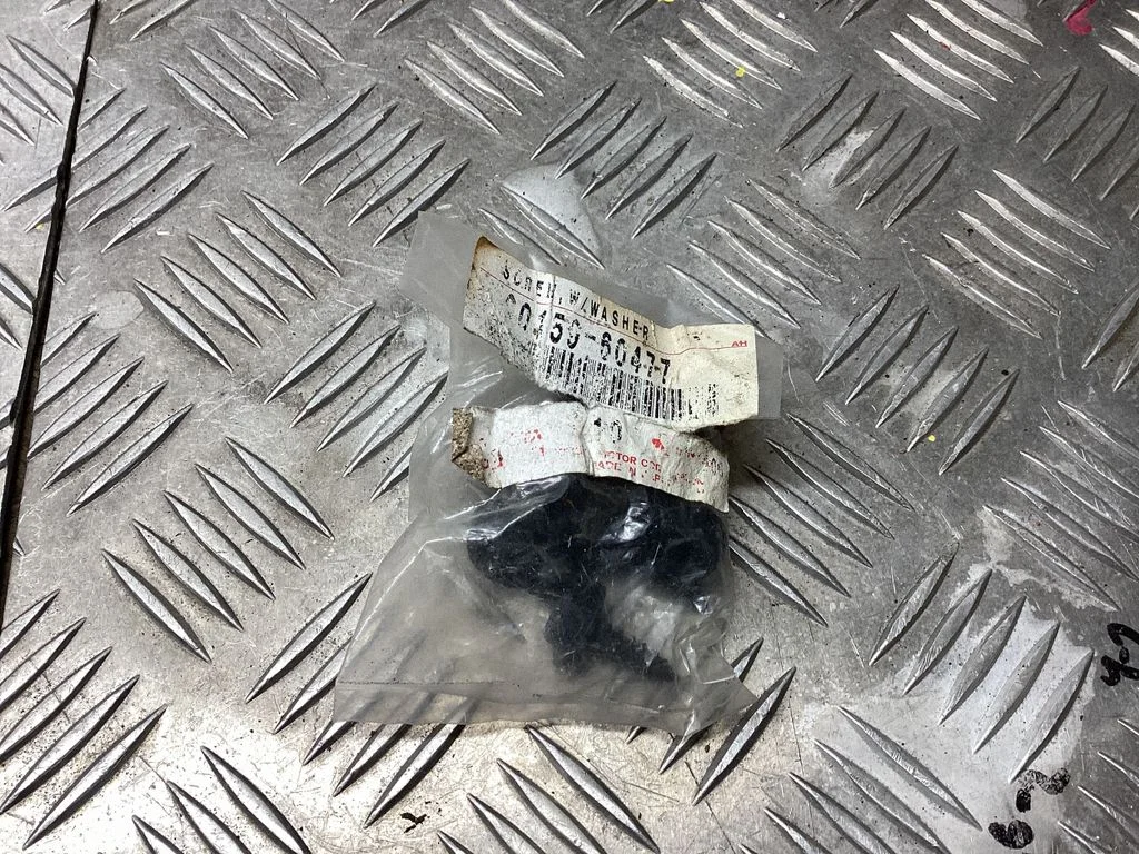 Nuts/bolts – Toyota Prius Prime (2017-)