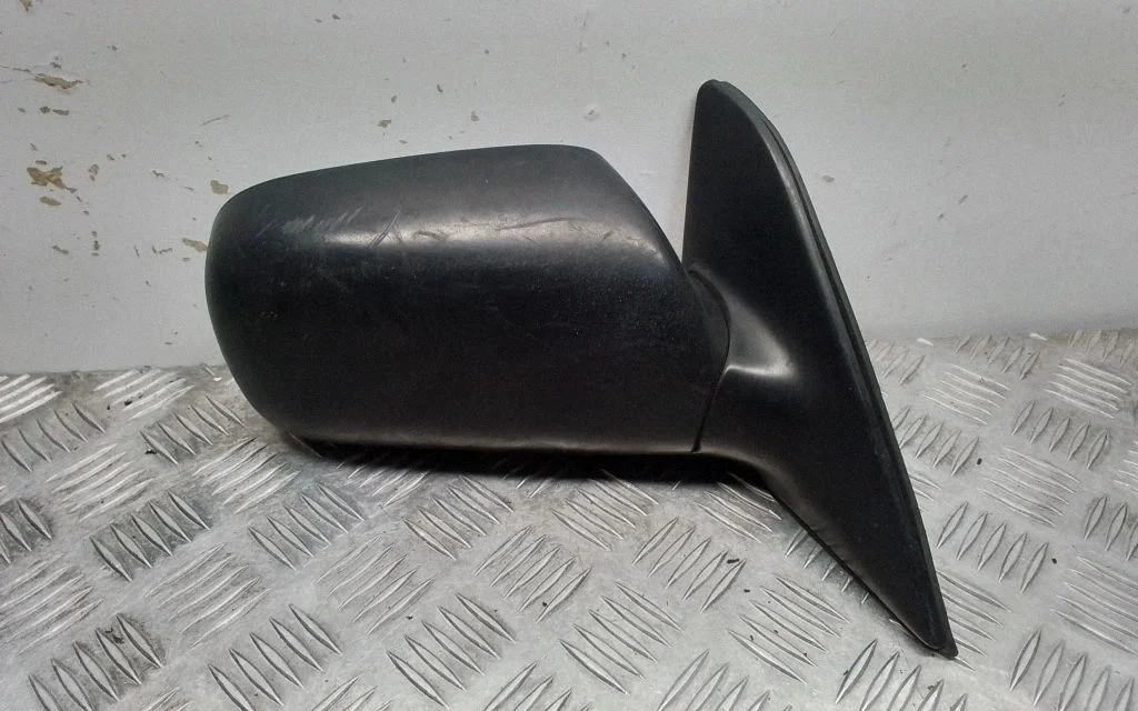 Mehaaniline välispeegel – Toyota Corolla Verso E110 (1997-2001)