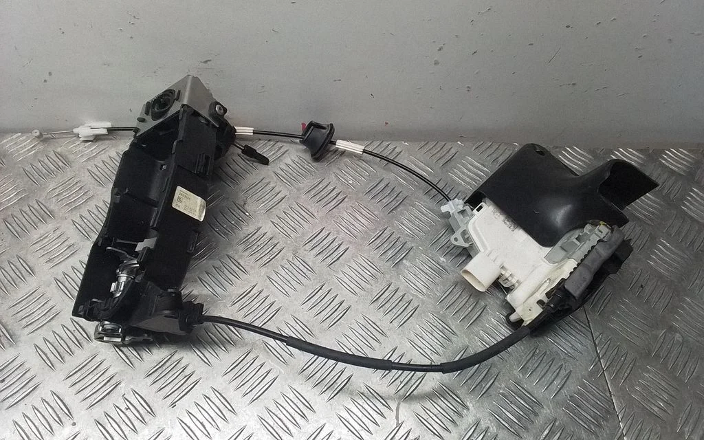 Esiukse sisemine käepide – Porsche 911 991 (2011-2019)