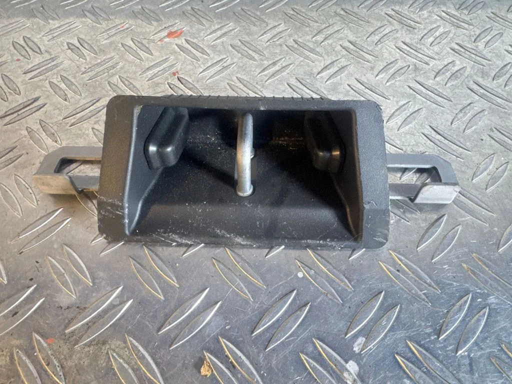 Loading door lock loop/hook striker – Volvo S90, V90 (2016-)