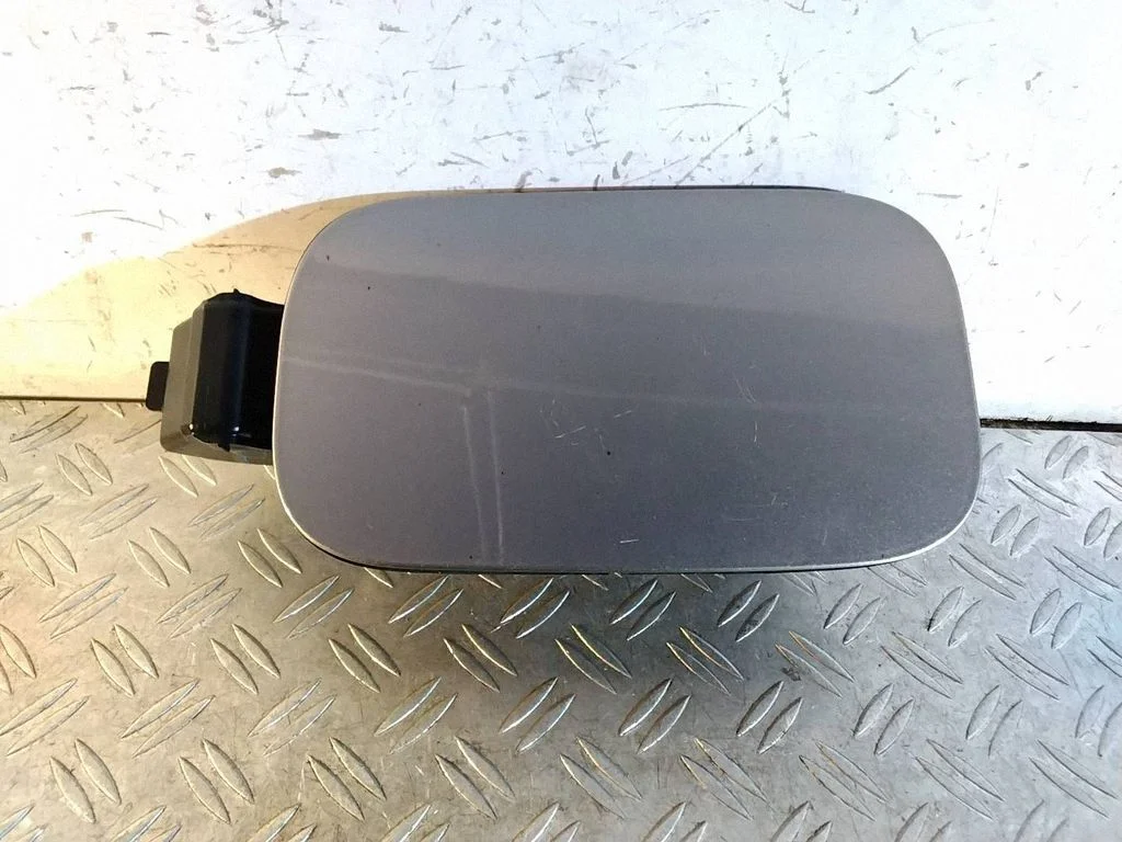 Fuel tank cap – Lexus RX 450H (2016-)