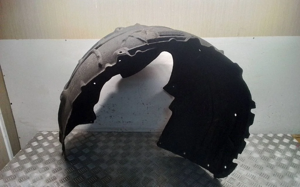 Rear arch fender liner splash guards 149261500B