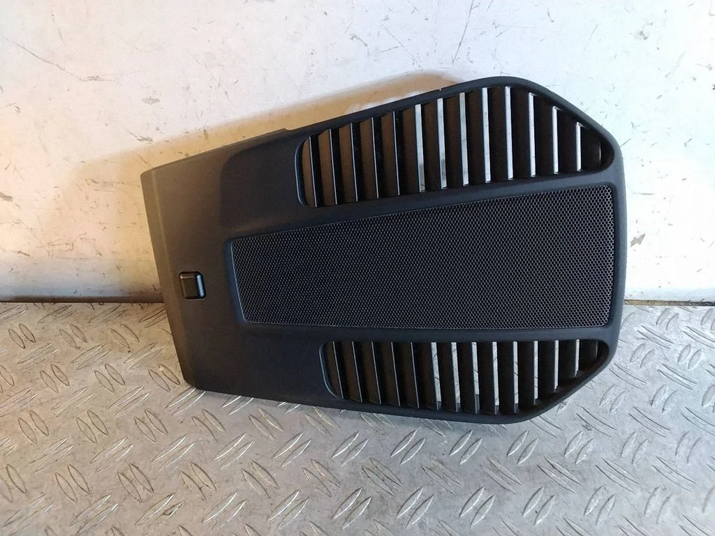 Armatuurlaua keskkõlari kate – Porsche 911 991 (2011-2019)