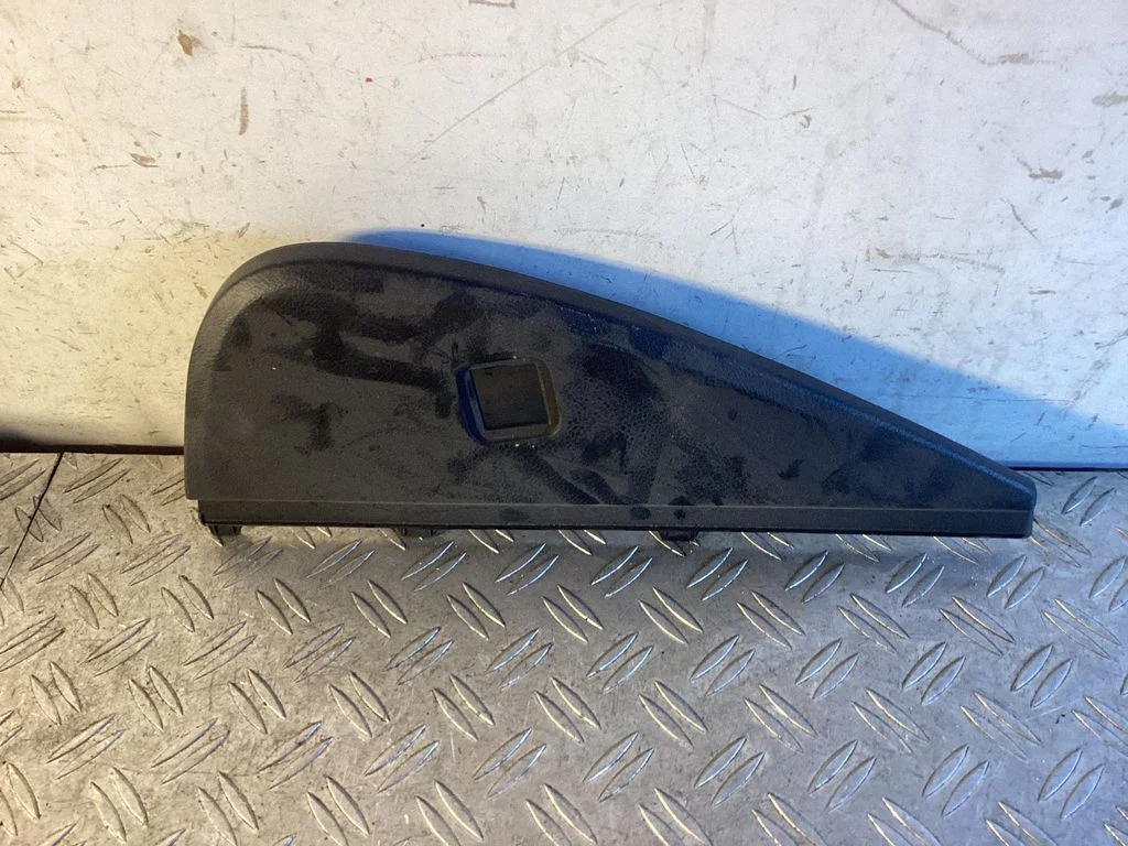 Dashboard side end trim 5531860140