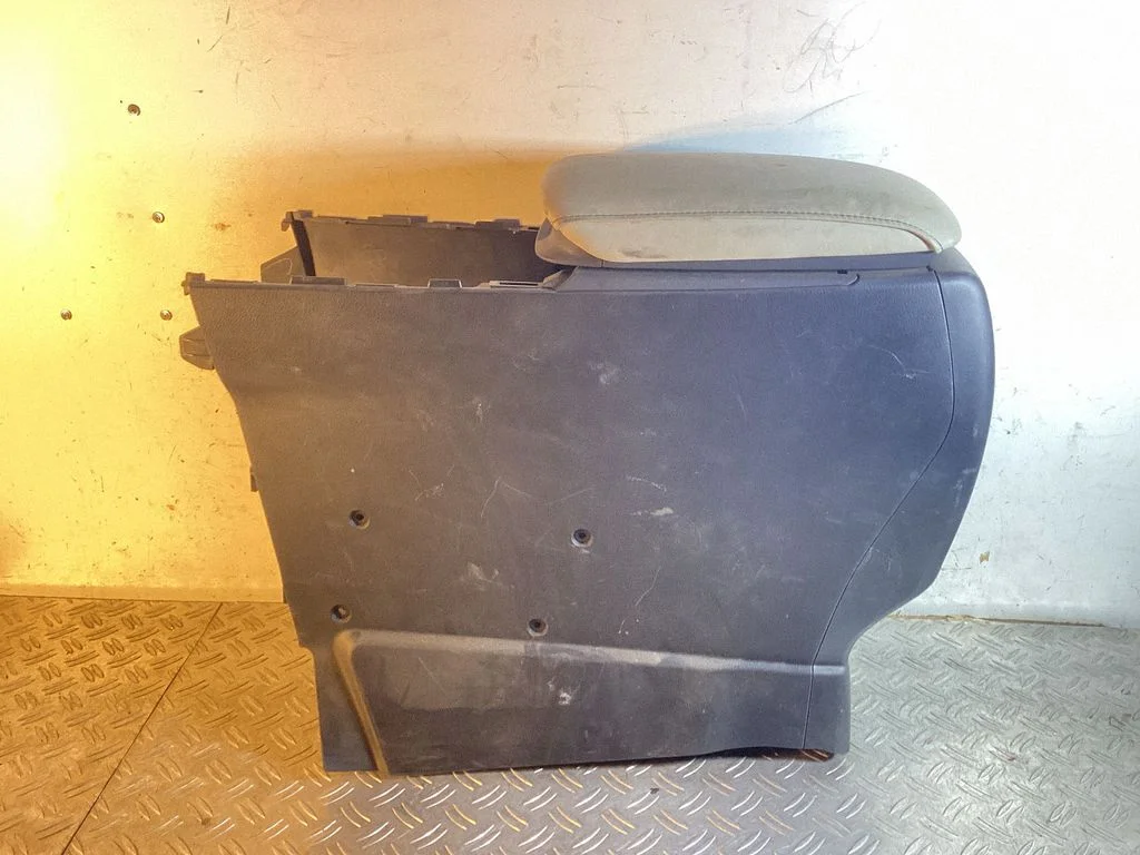 Cup holder – Lexus RX III (2008-2015)