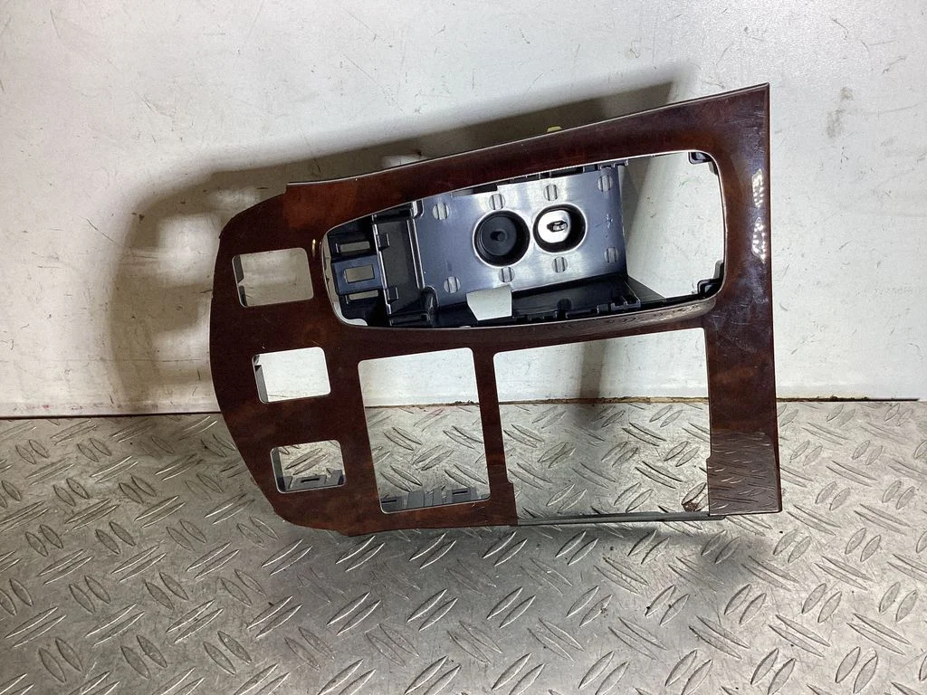 Gear shifter surround trim plastic