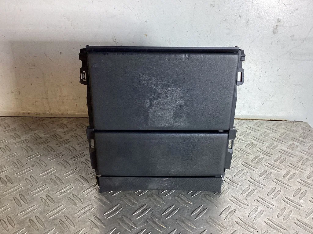 Glove box central console 5898450020