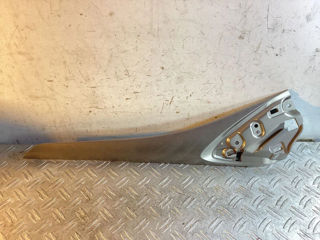 Center console decorative trim – Lexus IS III XE30 (2013-2020)