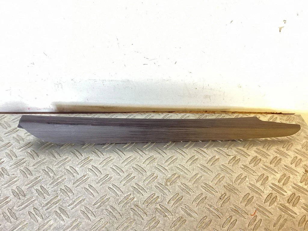 Center console decorative trim 51169270602