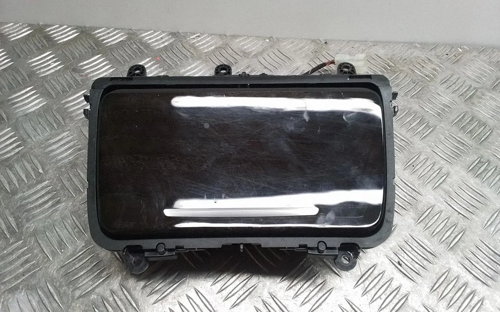 Cup holder front 9241714