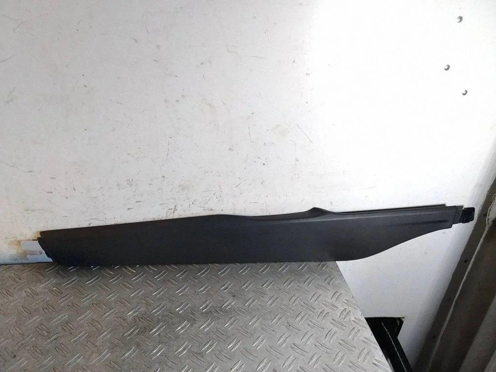 Centre console side trim front – Porsche 911 991 (2011-2019)