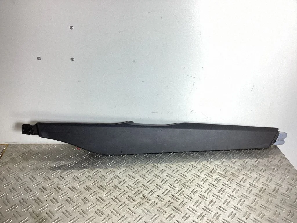 Centre console side trim front – Porsche 911 991 (2011-2019)