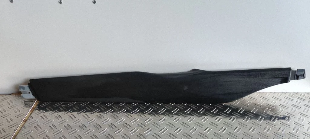 Centre console side trim front – Porsche 911 991 (2011-2019)
