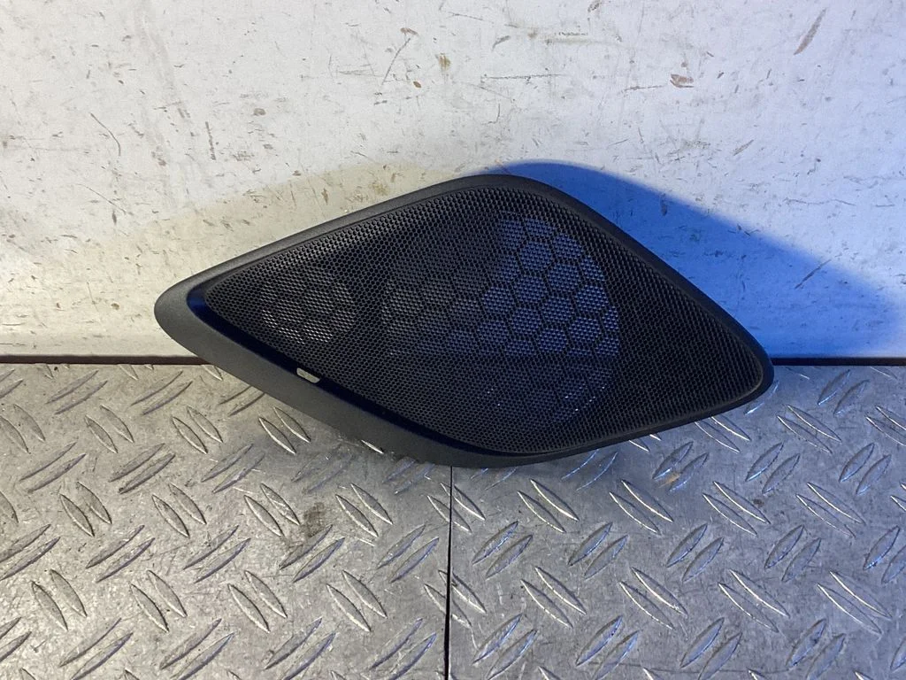 Tagumise ukse kõlari kate – Porsche 911 991 (2011-2019)