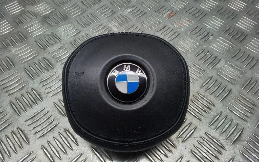 Steering wheel airbag – BMW 5 Series G30 G31 G38 (2016-)