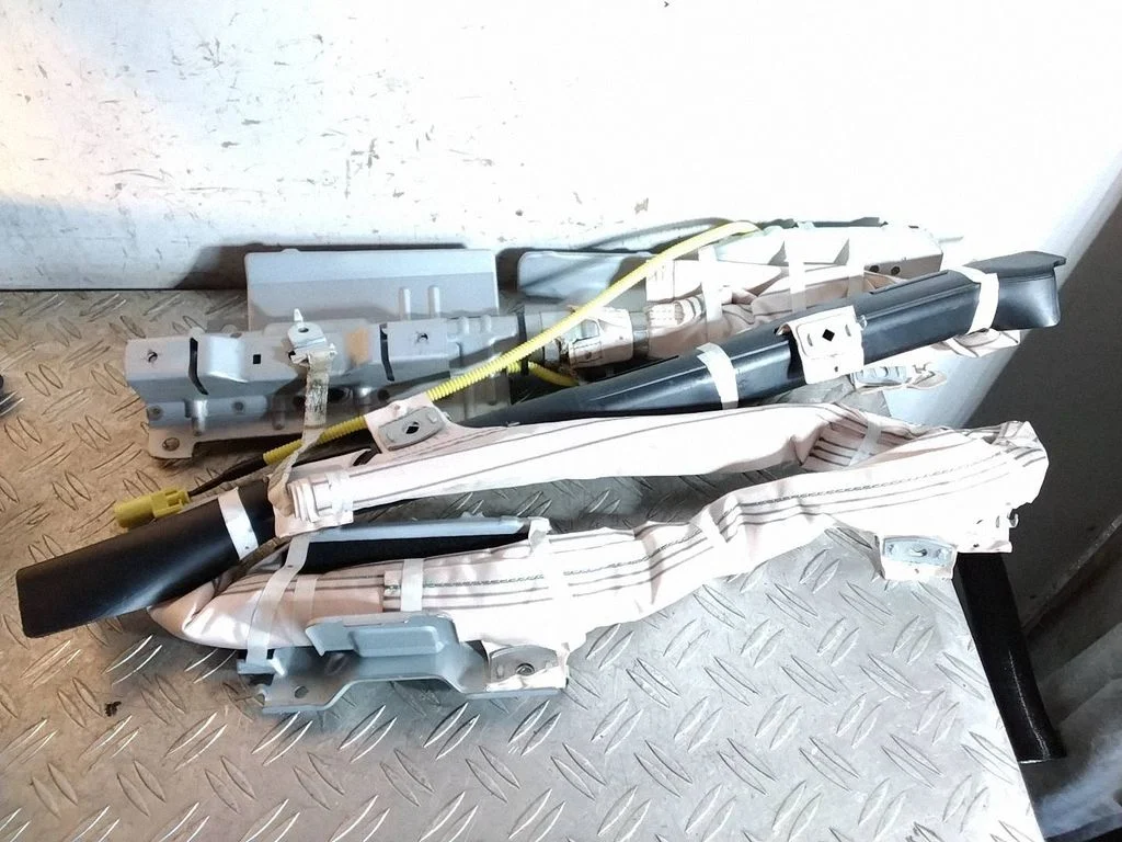Katuse turvapadi (kardin) – Toyota Land Cruiser (J150) (2009-)