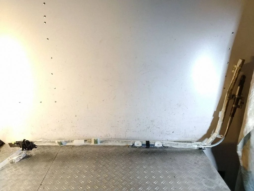 Roof airbag 8H2214K159AB