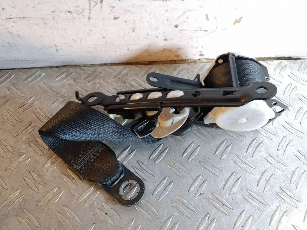 Tagumine turvavöö TKAH0EF831
